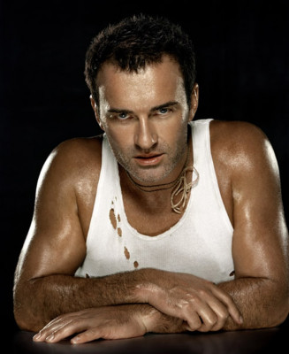 photo 5 in Julian McMahon gallery [id181387] 2009-08-05 00:00:00