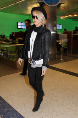 Julianne Hough pic #611387