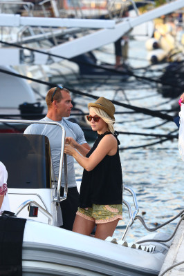 Julianne Hough pic #596602