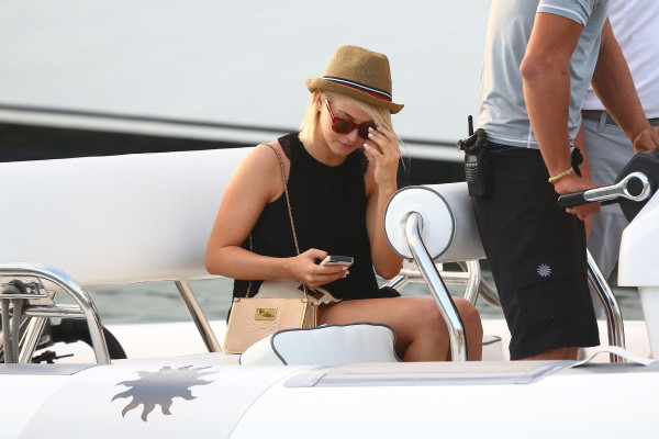 Julianne Hough pic #596604