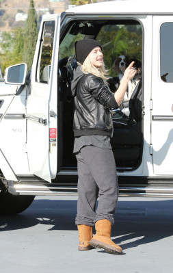 Julianne Hough pic #690174