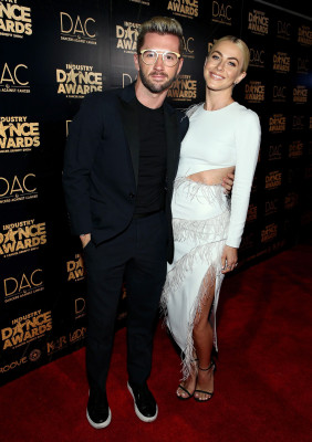 Julianne Hough pic #1106923