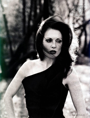 photo 9 in Julianne Moore gallery [id166858] 2009-06-15 00:00:00