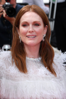 Julianne Moore – “Wonderstruck” Premiere in Cannes