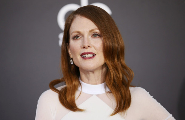 Julianne Moore pic #773514