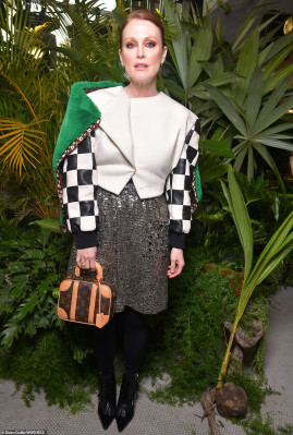 photo 29 in Julianne Moore gallery [id1170578] 2019-05-09 00:00:00