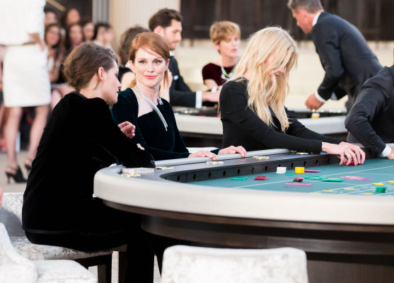 Julianne Moore pic #817548