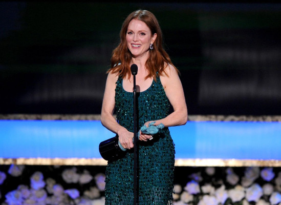 Julianne Moore pic #793453