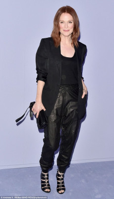 Julianne Moore pic #1039935