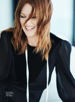 Julianne Moore - Grazia Magazine, November 2018