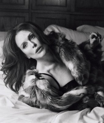 JULIANNE MOORE in WSJ Magazine, November 2019