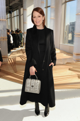 Julianne Moore pic #793574
