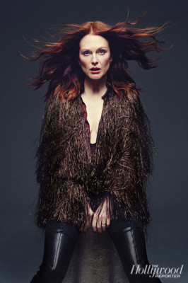 Julianne Moore pic #790210
