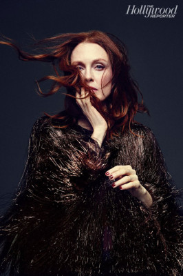 Julianne Moore pic #790214