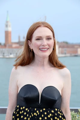 Julianne Moore - An Unforgettable Story Inaugural Cocktail in Venice 09/30/2022