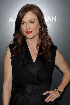 Julianne Moore pic #233162