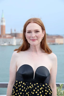 Julianne Moore - An Unforgettable Story Inaugural Cocktail in Venice 09/30/2022
