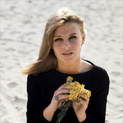 photo 7 in Julie Christie  gallery [id392291] 2011-05-10 00:00:00