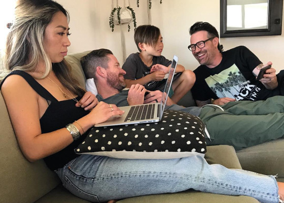 Julien-K - Ryan Shuck with family in Costa Mesa, California 05/04/2019