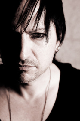 Julien-K pic #1221586