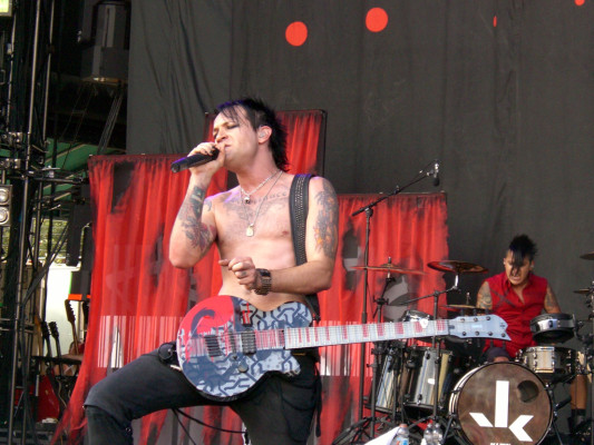 Julien-K - Projekt Revolution Tour 2007