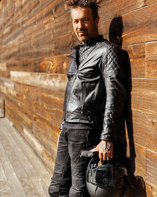 Julien-K - Ryan Shuck in Malibu 05/22/2021