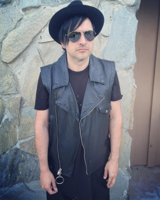 Julien-K pic #1035598