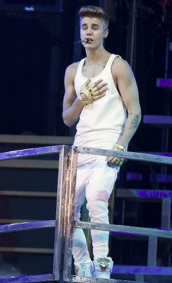 photo 24 in Justin Bieber gallery [id623794] 2013-04-08 00:00:00