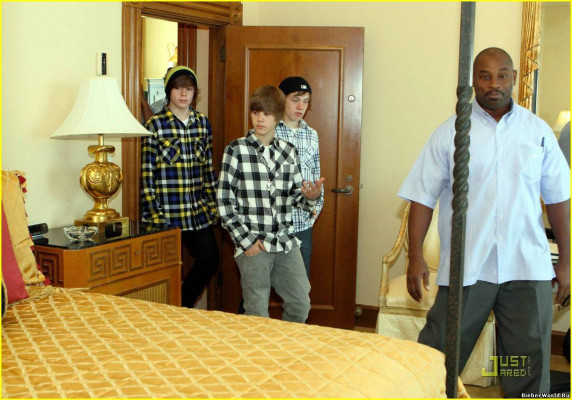 photo 27 in Bieber gallery [id282455] 2010-08-03 00:00:00