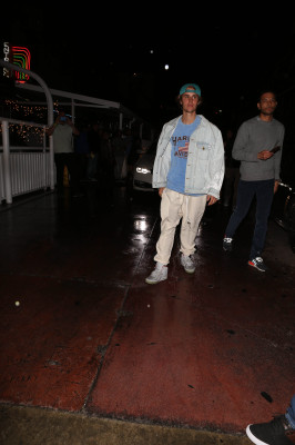 Justin Bieber taking new girl out of his home to a club in Hollywood