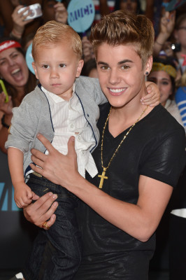 photo 23 in Justin Bieber gallery [id528304] 2012-06-29 00:00:00