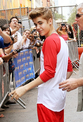 photo 25 in Bieber gallery [id526399] 2012-06-25 00:00:00