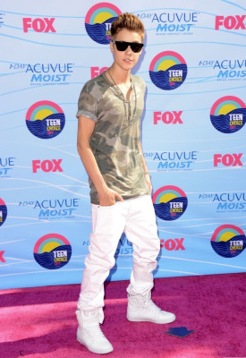 photo 28 in Bieber gallery [id539502] 2012-07-24 00:00:00