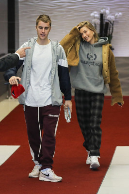 Hailey Rhode Bieber and Justin Bieber – Leave Their Hotel in Beverly Hills 01/07