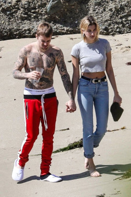 Hailey Rhode Bieber and Justin Bieber – Newport Beach in California 03/20/2019