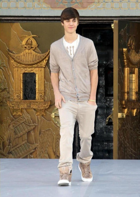 photo 4 in Justin Bieber gallery [id476905] 2012-03-09 00:00:00