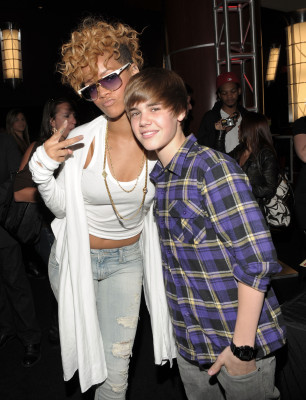 photo 27 in Bieber gallery [id430352] 2011-10-20 00:00:00
