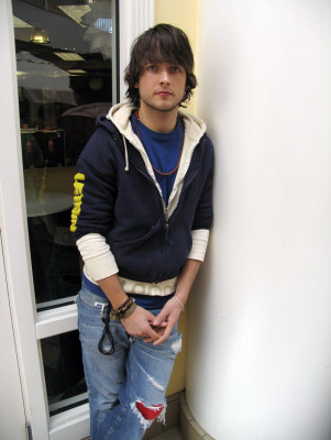 Justin Chatwin pic #293039