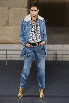 Kaia Gerber - Chanel Pre Fall 2019 Fashion Show in New York 