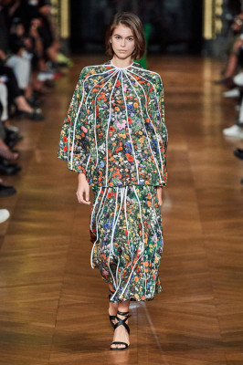 Stella McCartney Spring/Summer 2020 Fashion Show in Paris 