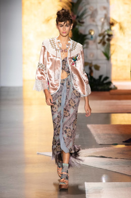 Anna Sui Spring/Summer 2019 Fashion Show in New York 