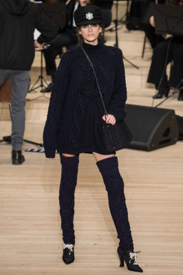 Kaia Gerber - Chanel Metiers d Art Pre-Fall 2018 Fashion Show in Hamburg