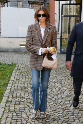 Kaia Gerber in Casual Outfit – Milan 02/20/2020