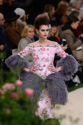 Kaia Gerber Walks Chanel Haute-Couture S/S 2019 Fashion Show in Paris