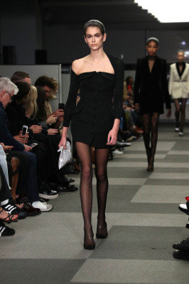 Kaia Gerber – Alexander Wang Show Catwalk Fall Winter 2018 – NYFW