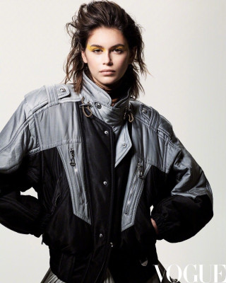 Kaia Gerber by Craig McDean for Vogue China // December 2020