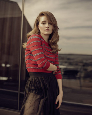 KAITLYN DEVER for Contentmode Magazine, Winter 2020