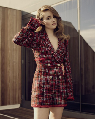 KAITLYN DEVER for Contentmode Magazine, Winter 2020