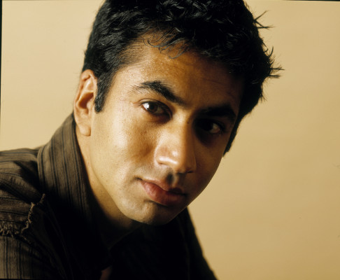 photo 3 in Kal Penn gallery [id212217] 2009-11-25 00:00:00