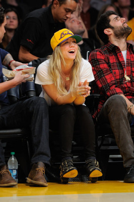 Kaley Cuoco pic #691707
